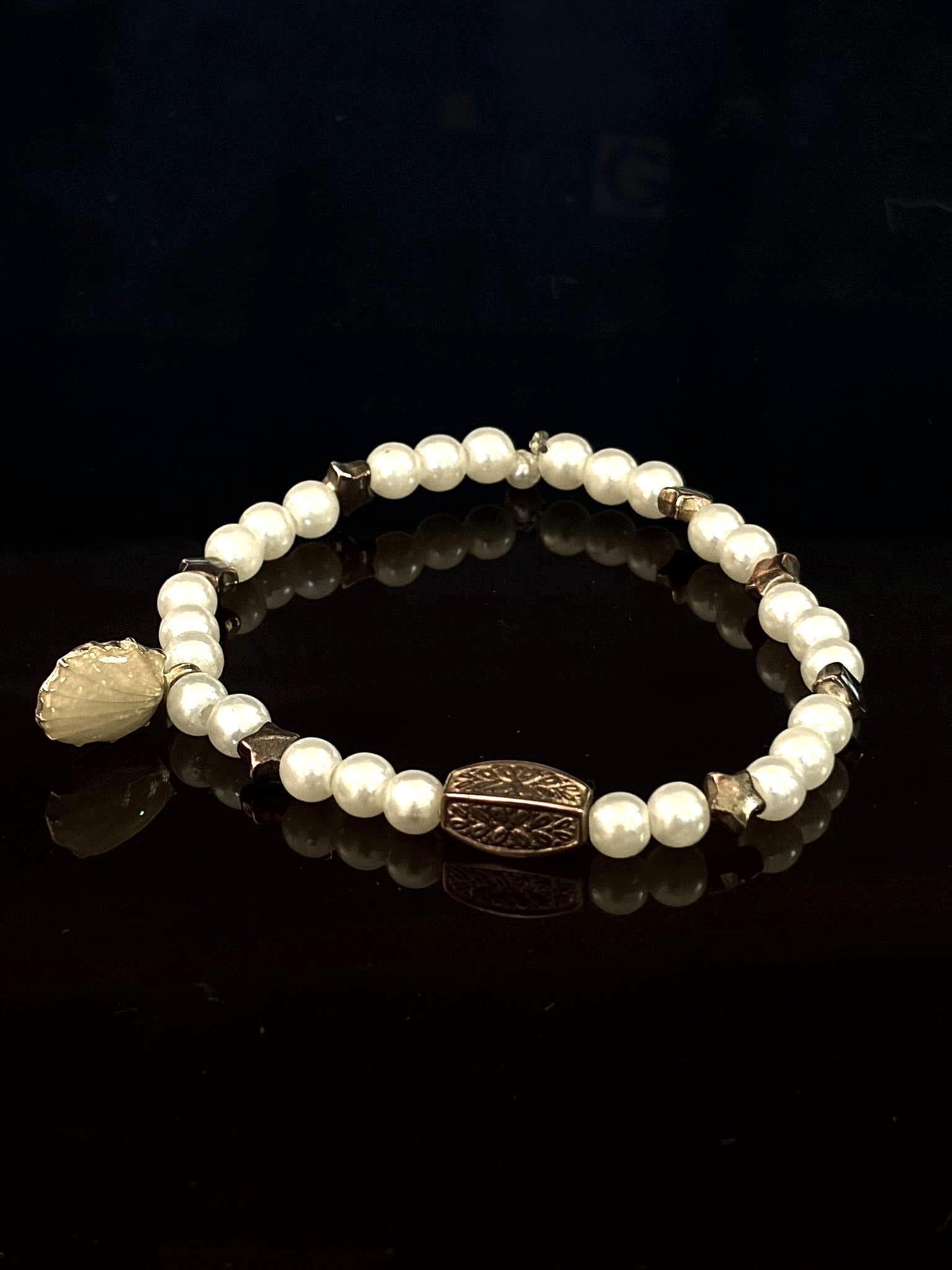 Pearl Ornament Bracelet