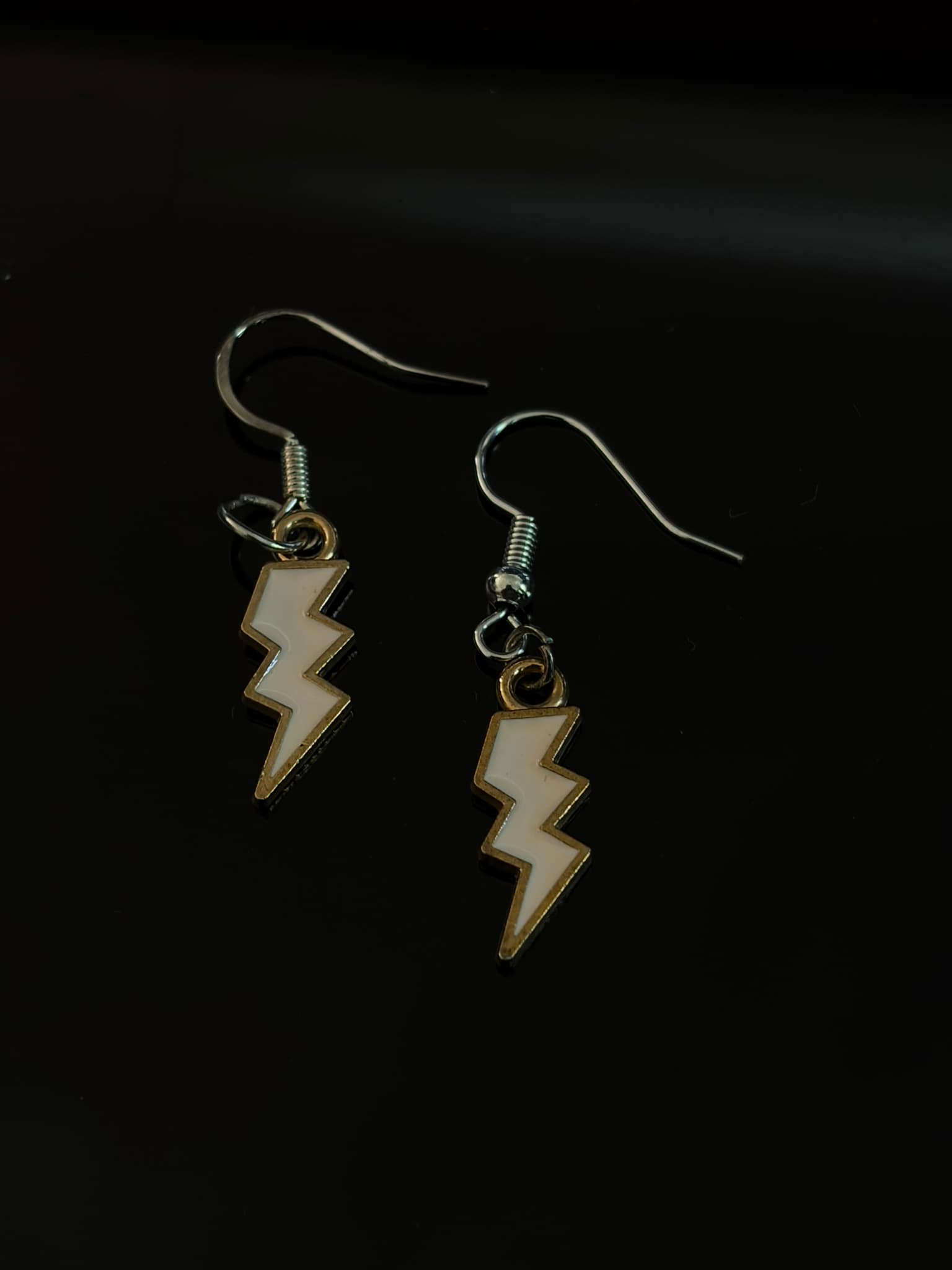 Cream Lightning Earrings